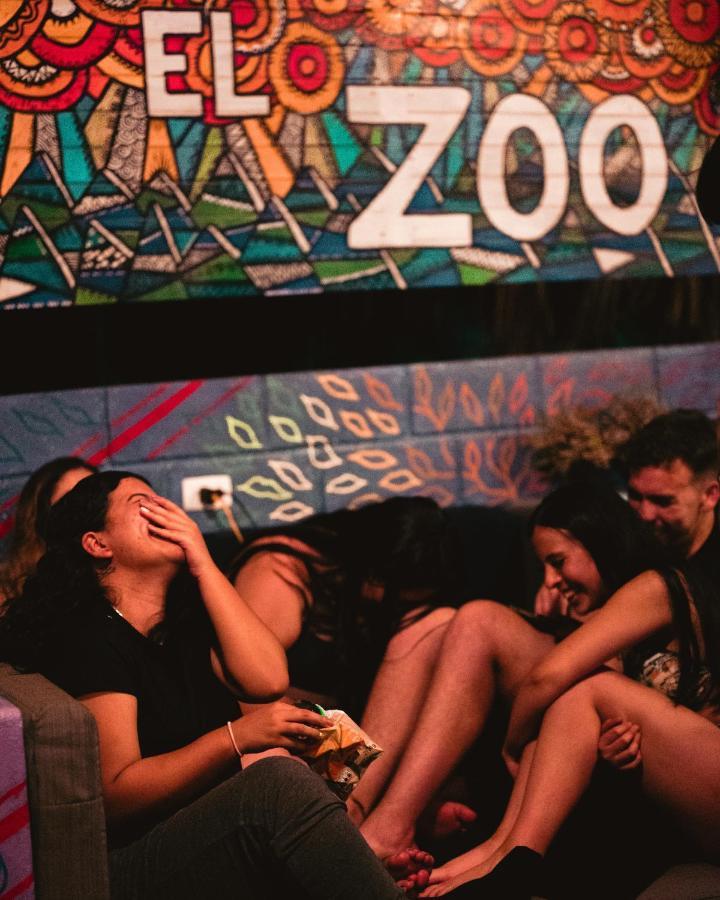 El Zoo Hostel, Bar & Pool Palomino Dış mekan fotoğraf